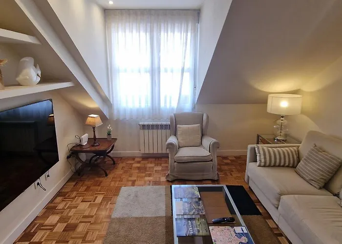 Apartament La Buhardilla De La Escalerona - 2 Hab - Vut-4354-as