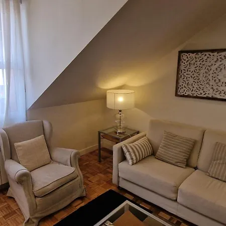 La Buhardilla De La Escalerona - 2 Hab - Vut-4354-as Apartmán